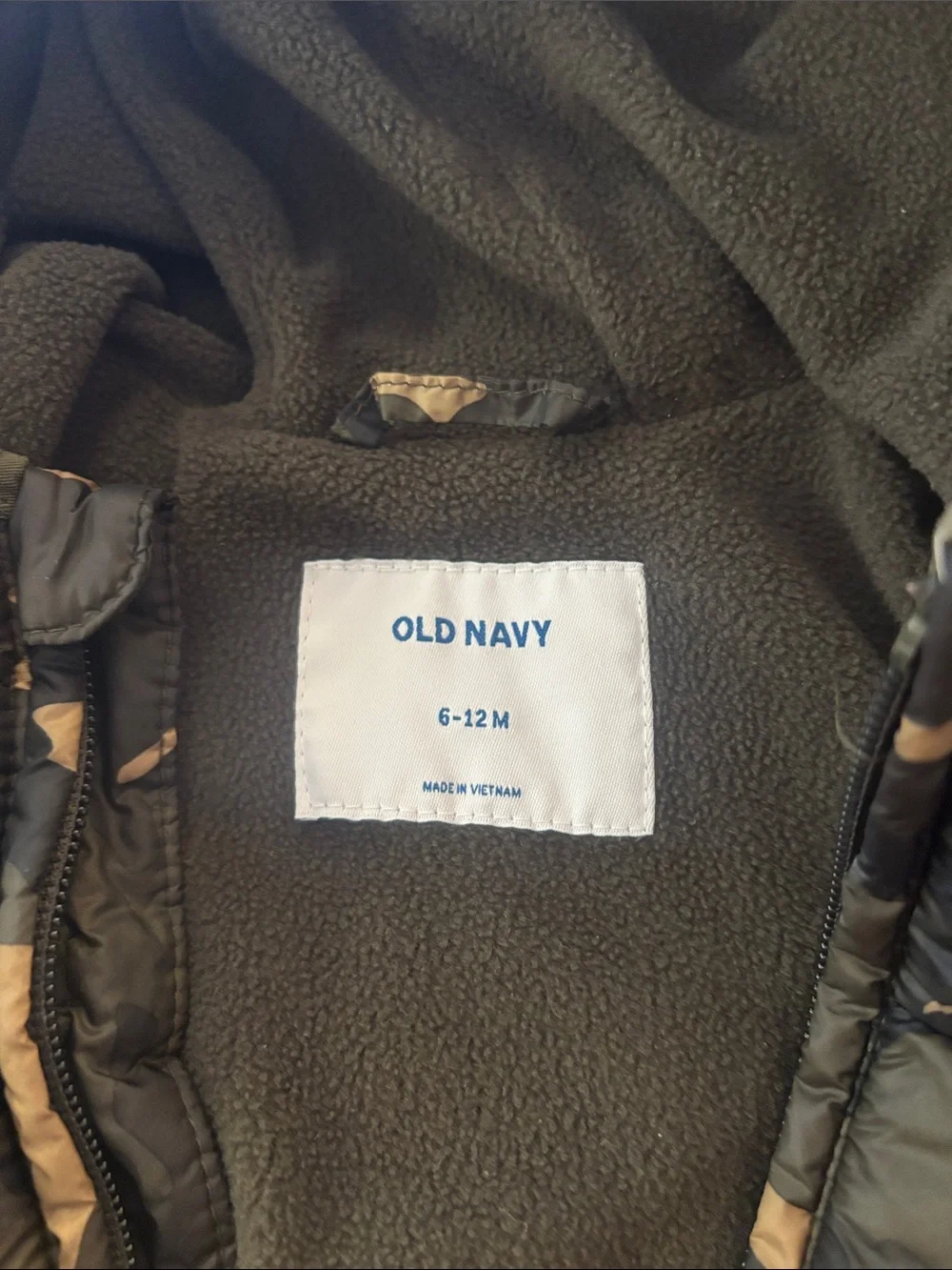Old Navy Toddler Camouflage Puffer Jacket in Olive and Tan 6-12 mos
